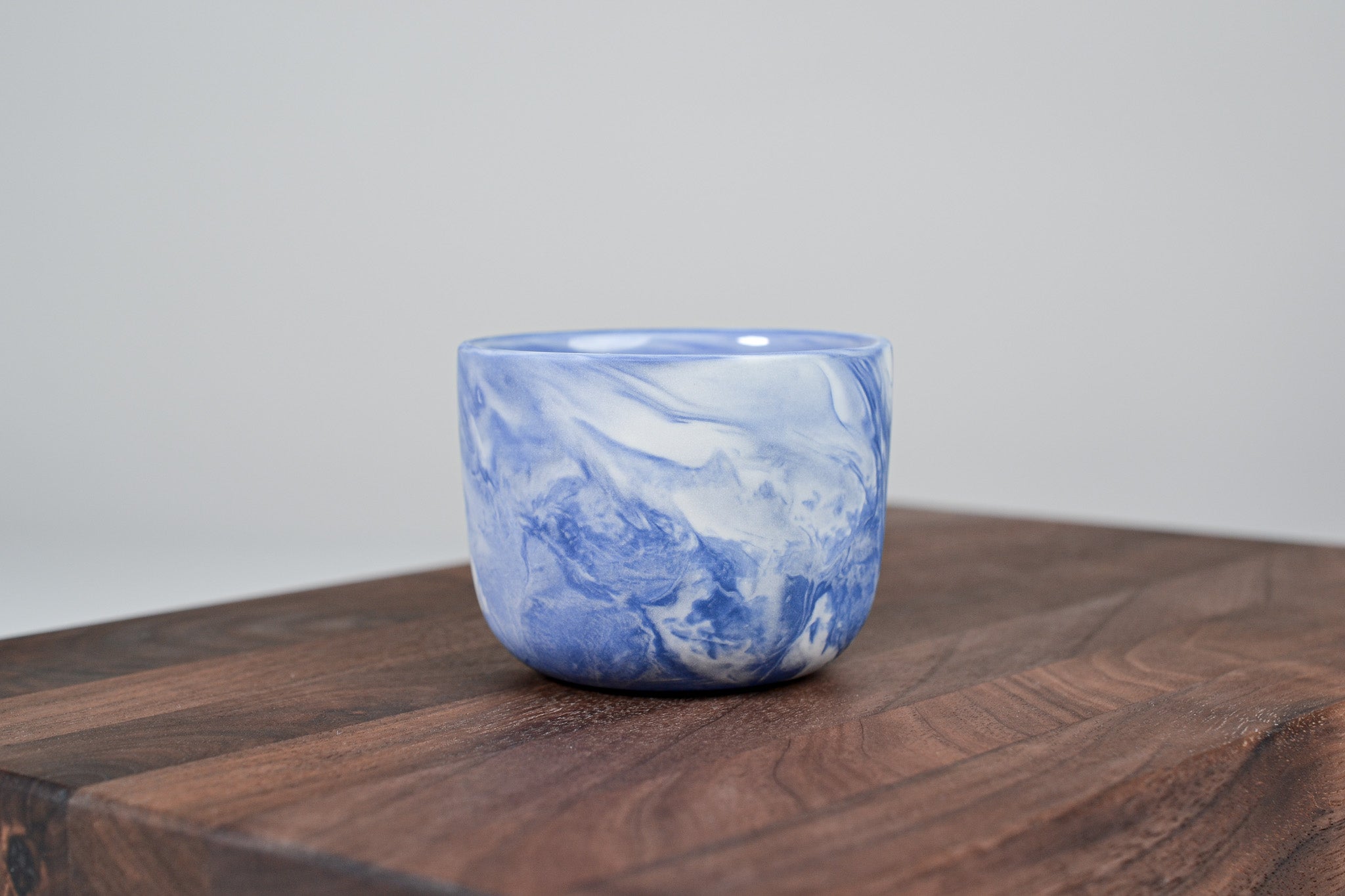 Kávový hrnek z porcelánu - Flow - 100 ml - modrý porcelán